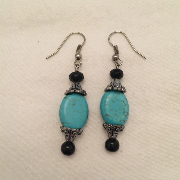 Jewelry - Turquoise and black bead drop earrings